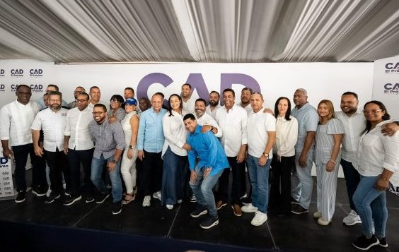 Miembros PRM Santiago crean comando apoyo David Collado imagen