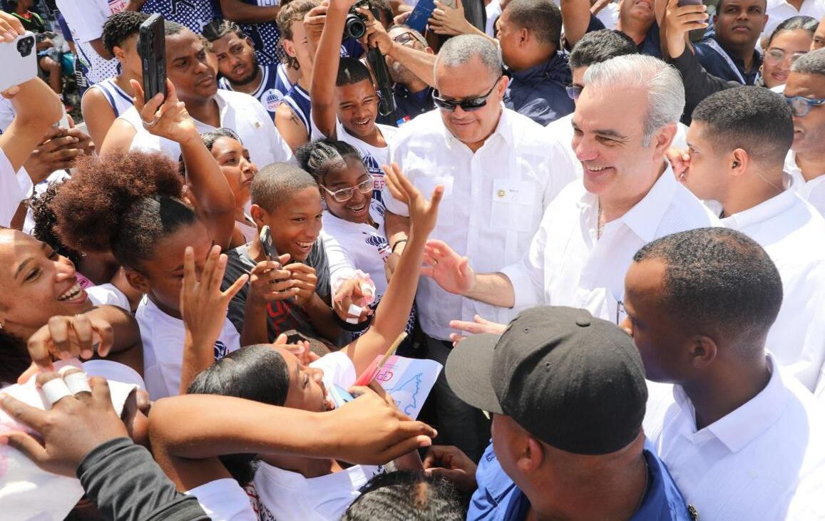 Abinader retomará su agenda nacional con entrega de obras