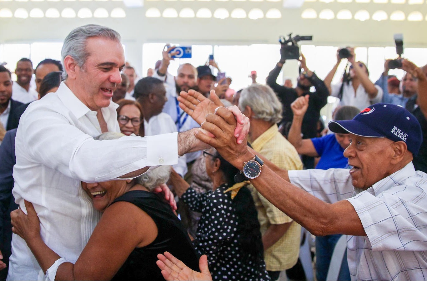 Abinader encabezará actos en SD y Santiago hoy y mañana