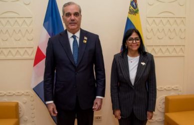 Roma: Abinader y Delcy tratan cooperación energía y consular Roma: Abinader y Delcy tratan cooperación energía y consular