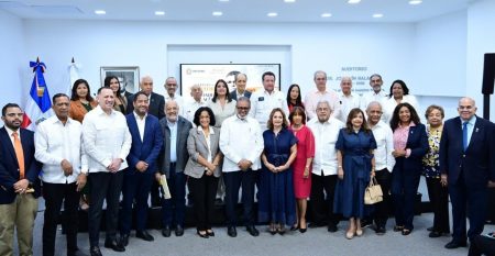 UNICARIBE inaugura un auditorio en honor a Joaquín Balaguer