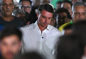 EU anuncia acogerá Bolsonaro y su familia tras salida de Brasil