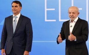 Lula y Bolsonaro enfrentan en tenso debate previo elecciones