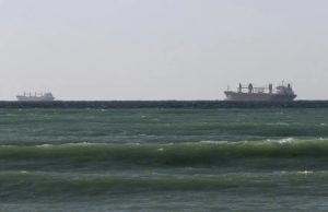 Panamá confirma un proyectil impactó buque y 12 heridos