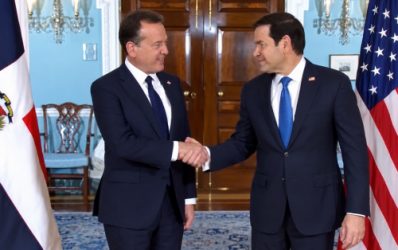 Víctor Bisonó y Marco Rubio analizan la seguridad regional