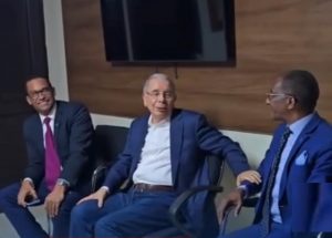 Danilo ironiza sobre la reforma del 2024 que impulsó Abinader