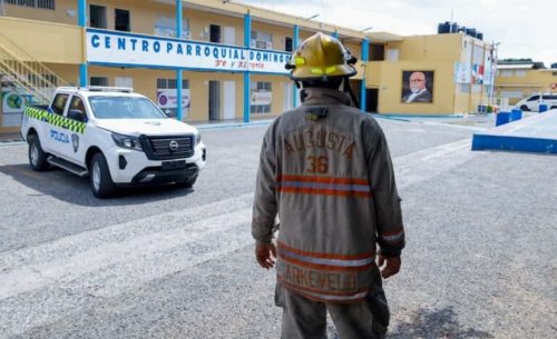 Humo quema medicamentos vencidos afecta a 15 estudiantes imagen