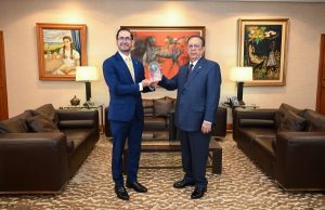 Global Finance reconoce al Gobernador del Banco Central