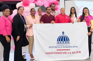 Orientan trabajadoras sobre la prevención de cáncer de mama
