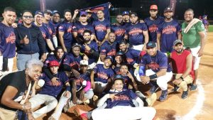 Manoguayabo y 40 Forever disputarán final Softbol del DN