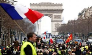 FRANCIA: Más de 500,000 se manifiestan contra el Gobierno