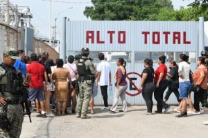 Riña en cárcel de México deja unos 10 muertos y 16 heridos