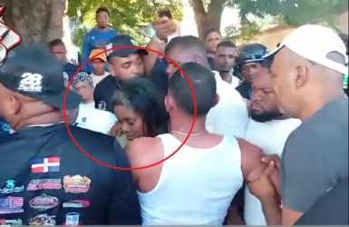 Esposan a diputada PRM en un  incidente con policias Elías Piña