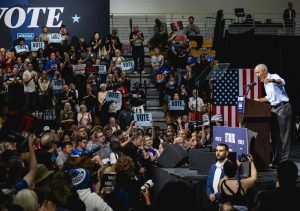 Obama fustiga a Trump; dice 
actúa con crueldad y corrupcion