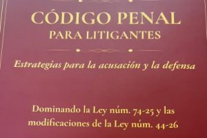 Roberto Quiroz presenta libro sobre retos del nuevo Código
