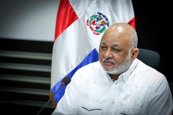 Fulcar consulta a dirigentes sobre candidatura del PRM imagen