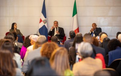 Abinader anuncia creación Casa de Cultura Dominicana en Italia