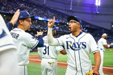 Dodgers y Rays avanzan Series  Campeonato de Grandes Ligas