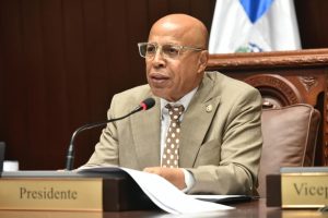 Pacheco critica abandono de sesión en Cámara de Diputados