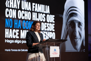 Raquel Peña destaca caída de la pobreza en República Dominicana
