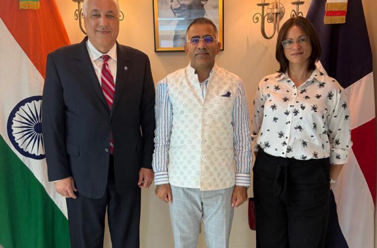 UNAPEC fortalece una alianza académica con entidad en India imagen