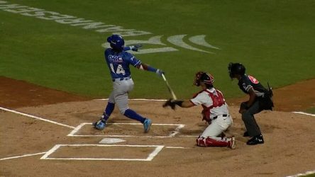 Licey aplasta Leones; Gigantes y Estrellas también ganan beisbol Licey aplasta Leones; Gigantes y Estrellas también ganan beisbol