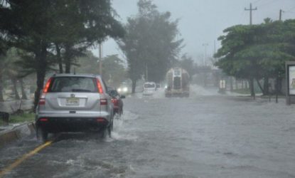 COE eleva a ocho provincias en alerta verde por onda tropical COE eleva a ocho provincias en alerta verde por onda tropical