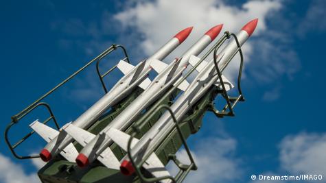 La OTAN anuncia que 17 países participarán ejercicios nucleares imagen