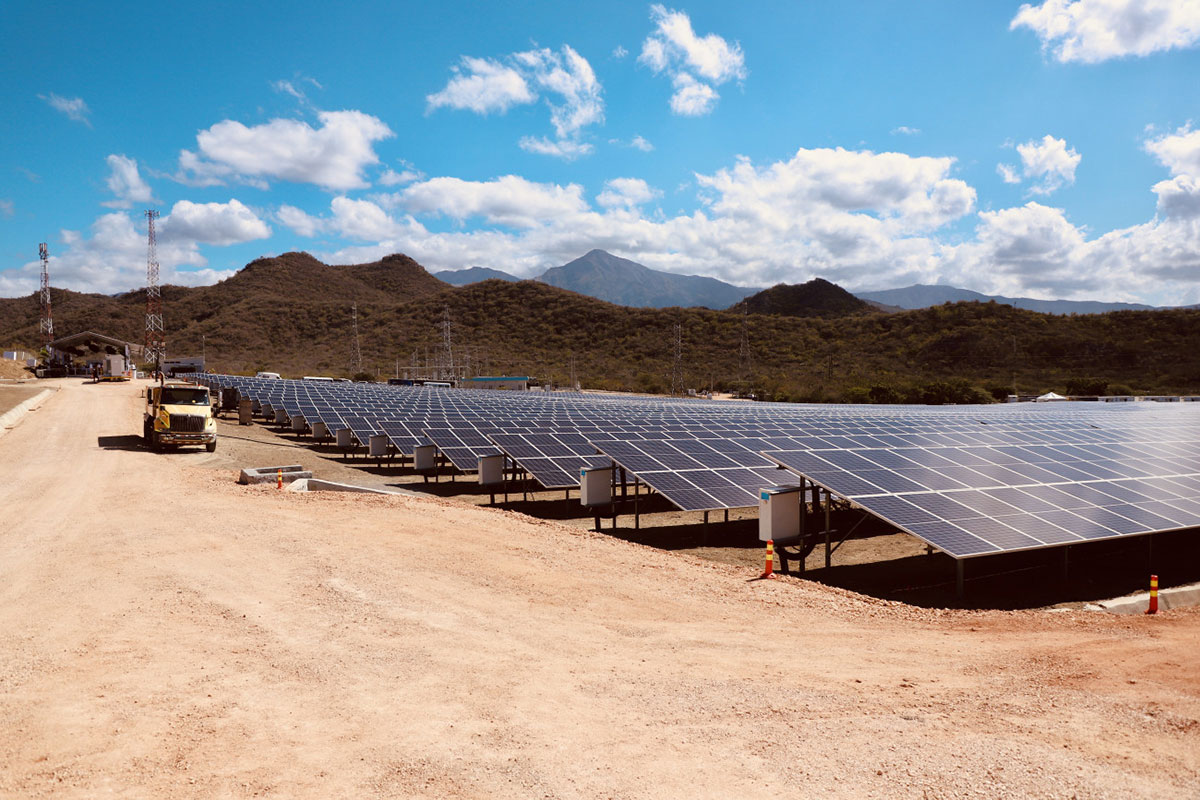 Peravia encabeza generación de energía renovable en la RD imagen