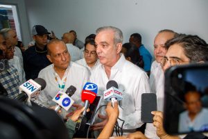 Presidente alaba Expo Cibao; ve impulsa negocios de la región