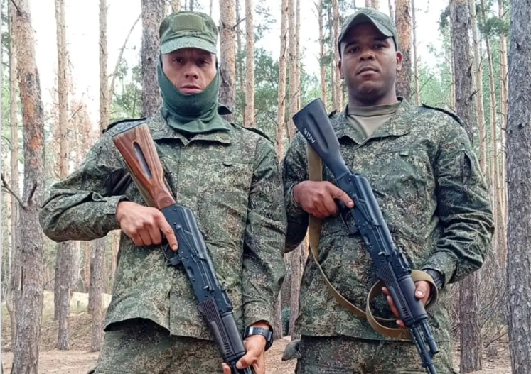 Los 20 de RD que fueron a Rusia firmaron contratos voluntarios