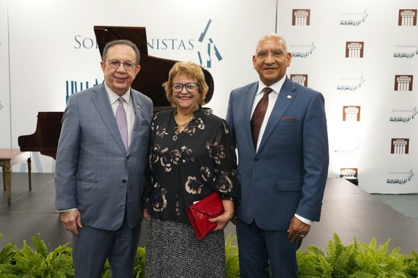 Banco Central celebra su 79 aniversario con recital de piano imagen