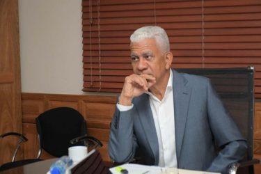 Ricardo de los Santos llama al diálogo y unidad en el PRM