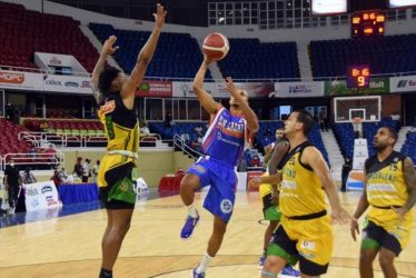 San Carlos se despide con triunfo ante Huellas en TBS DN