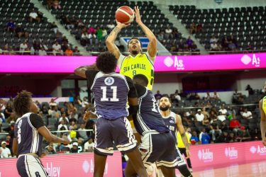 San Carlos logra primer triunfo y Rafael Barias avanza TBS DN