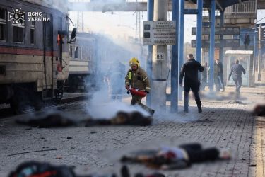 Al menos 14 muertos en ataque ruso a estación tren en Dnipró Al menos 14 muertos en ataque ruso a estación tren en Dnipró
